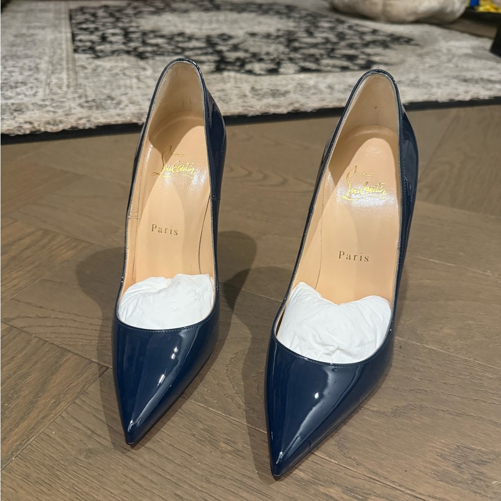 christian louboutin so kate 120 patent in quartz